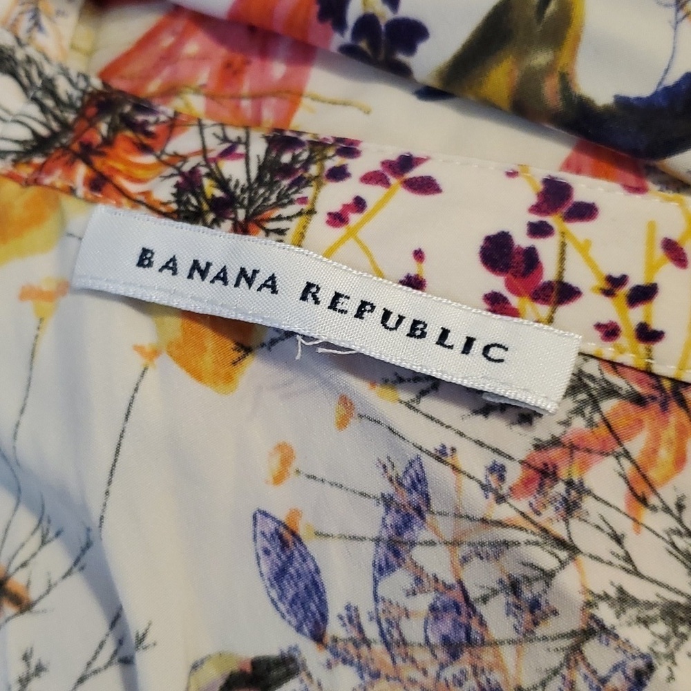 Banana Republic Ruffle Fall Top SZ LG - Picture 5 of 7